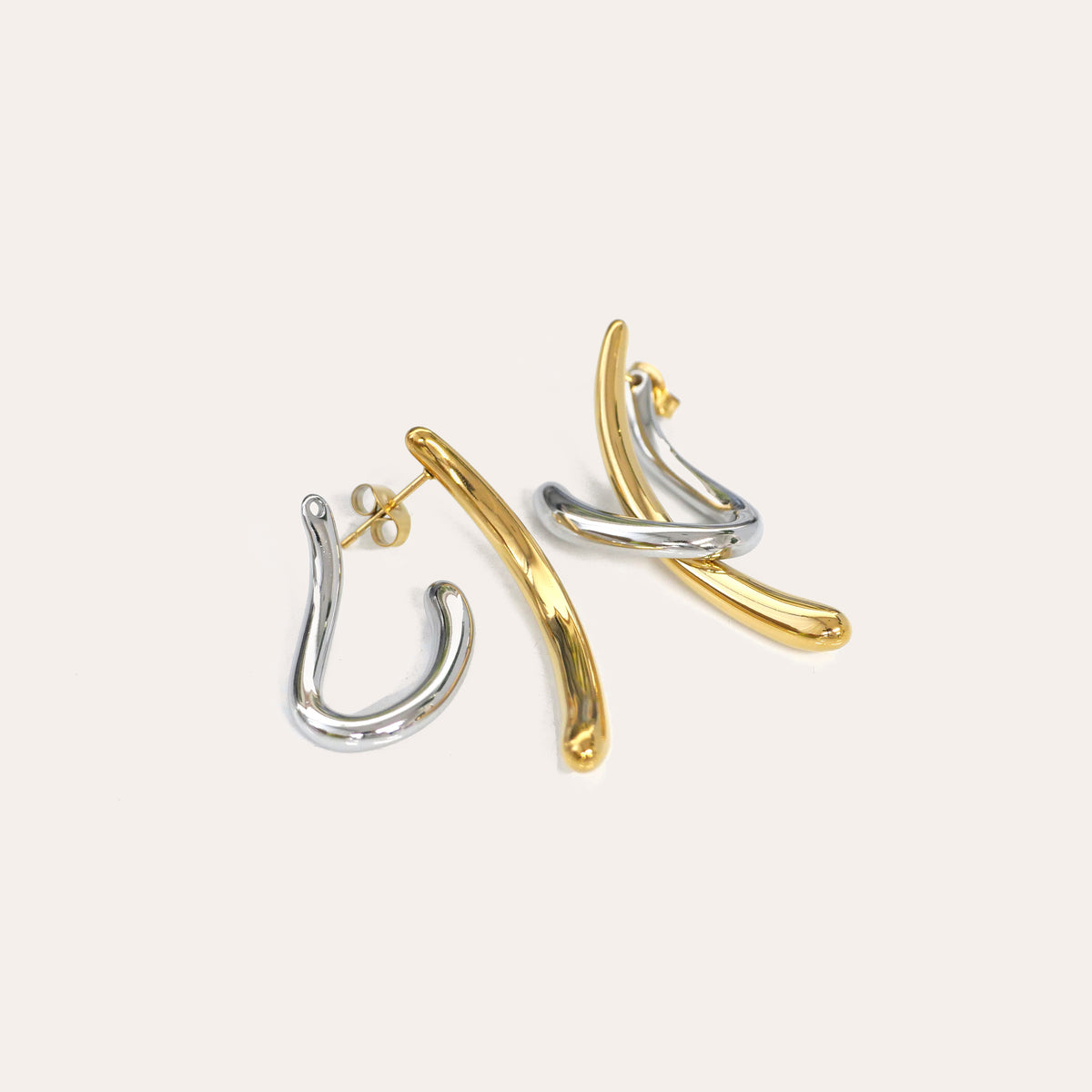 アシンメトリー カーブスティック ピアス