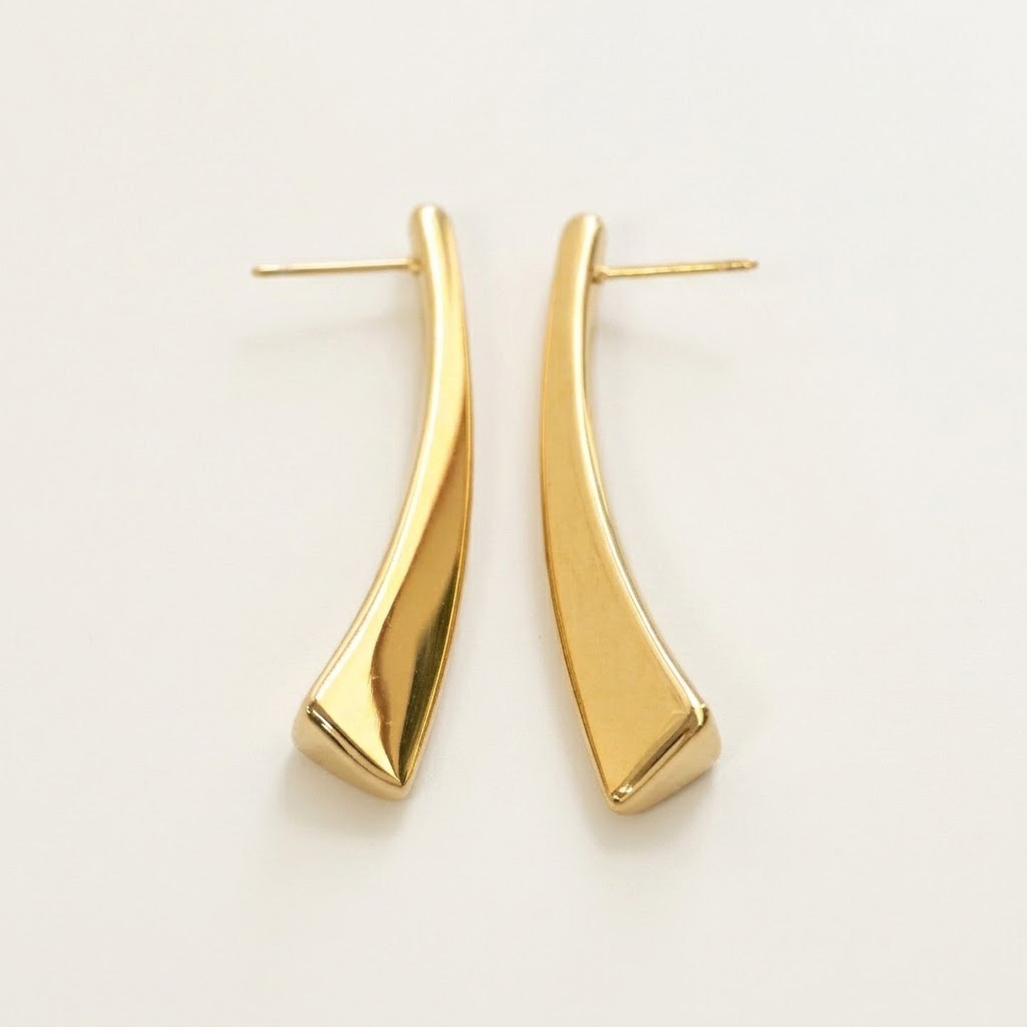 ロングカーブピアス