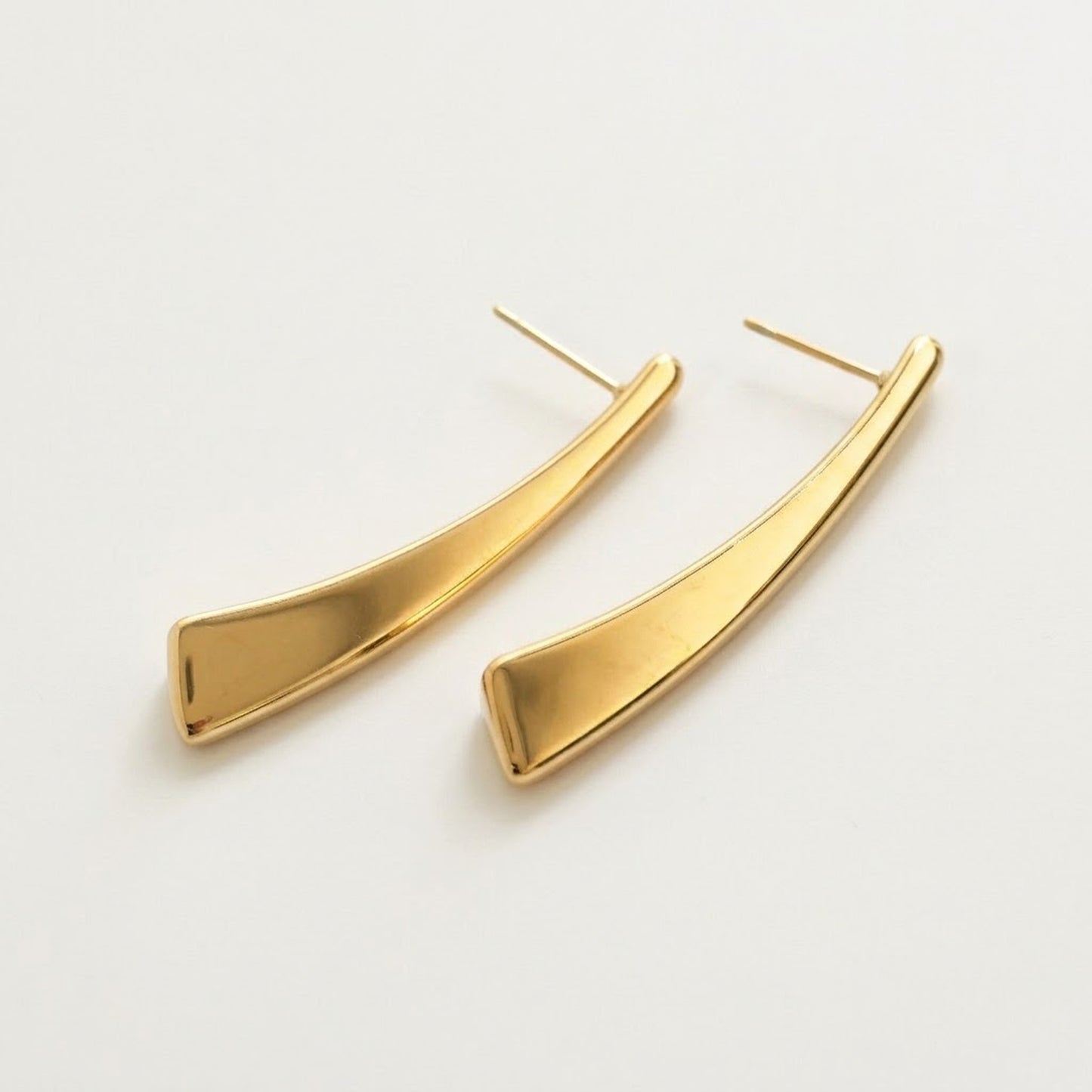 ロングカーブピアス