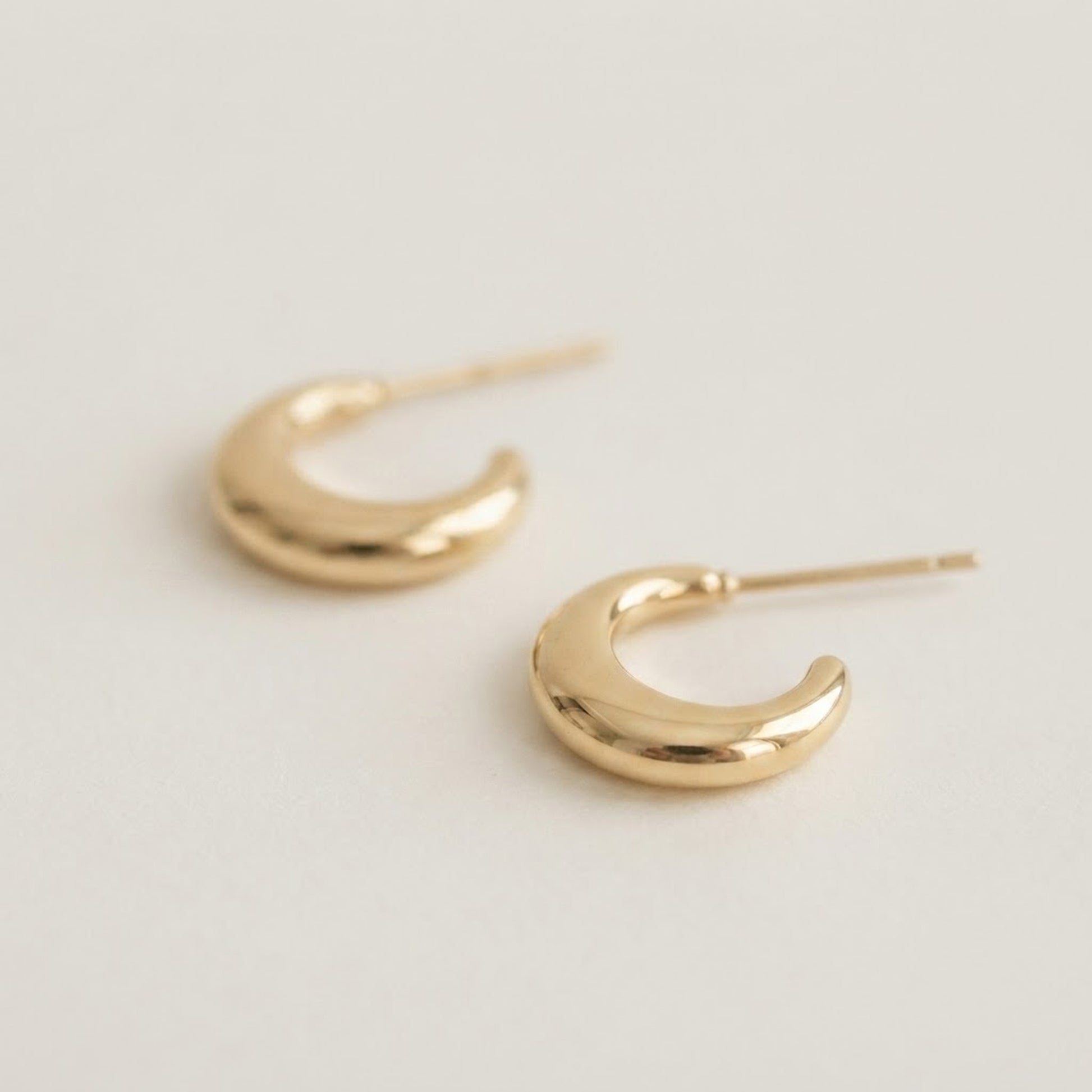 Gold × Small