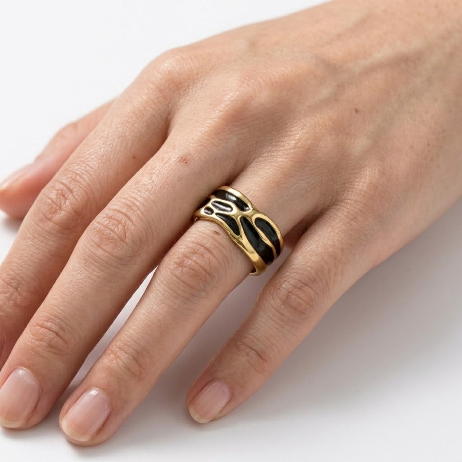 Black × Gold